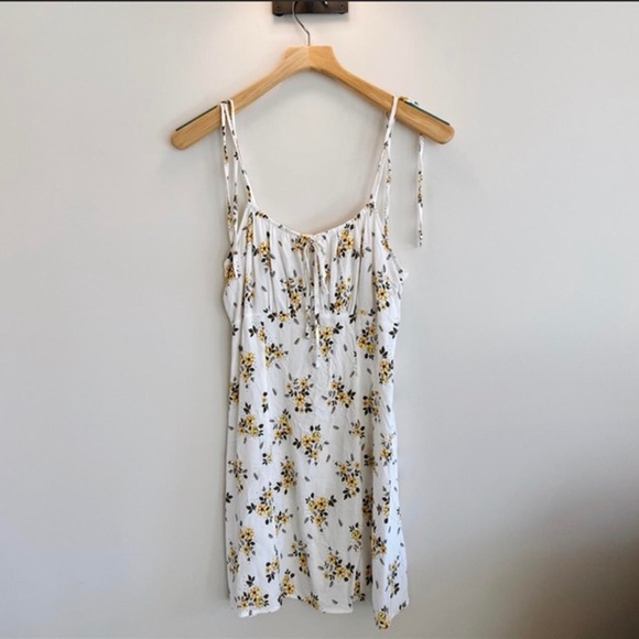 urban outfitters floral dress - Picture 2 of 4
